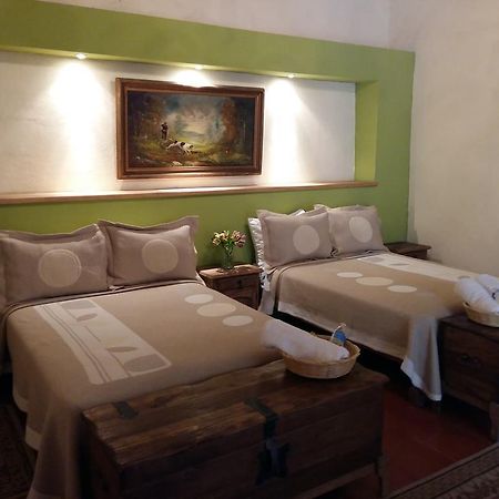 Casa Limonchelo Hotel B&B มอเรเลีย ภายนอก รูปภาพ