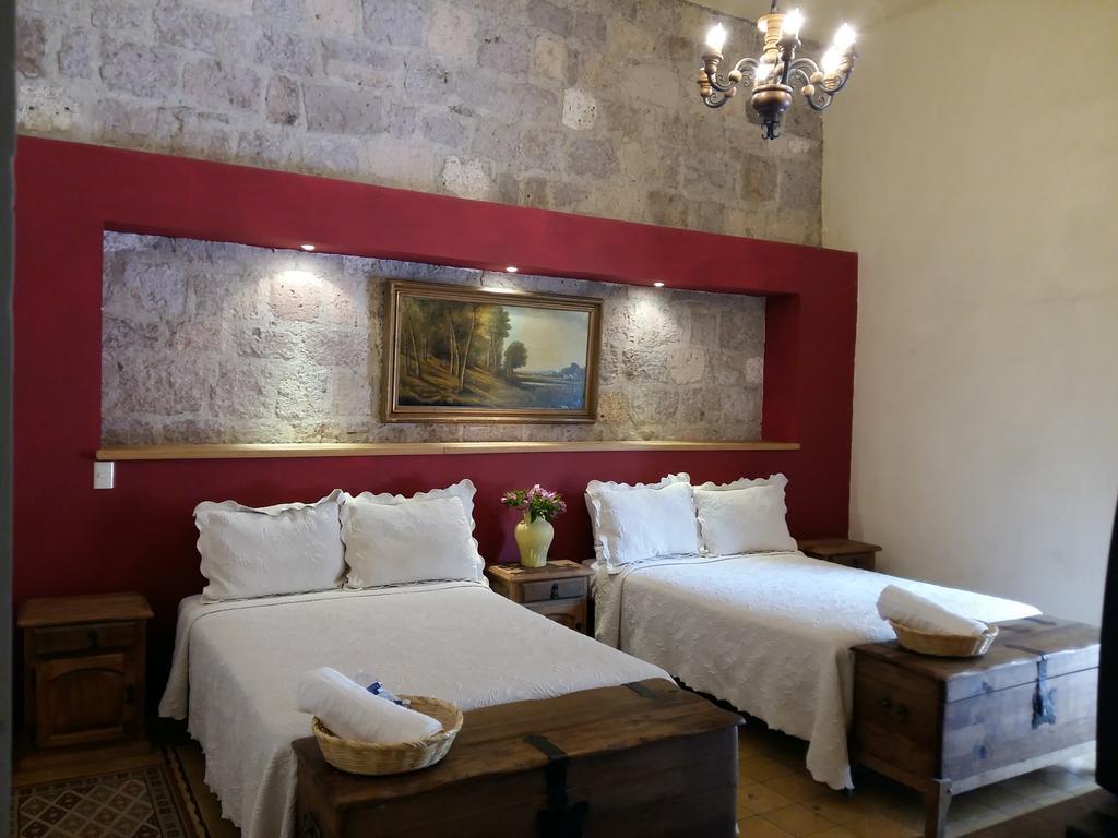 Casa Limonchelo Hotel B&B มอเรเลีย ภายนอก รูปภาพ
