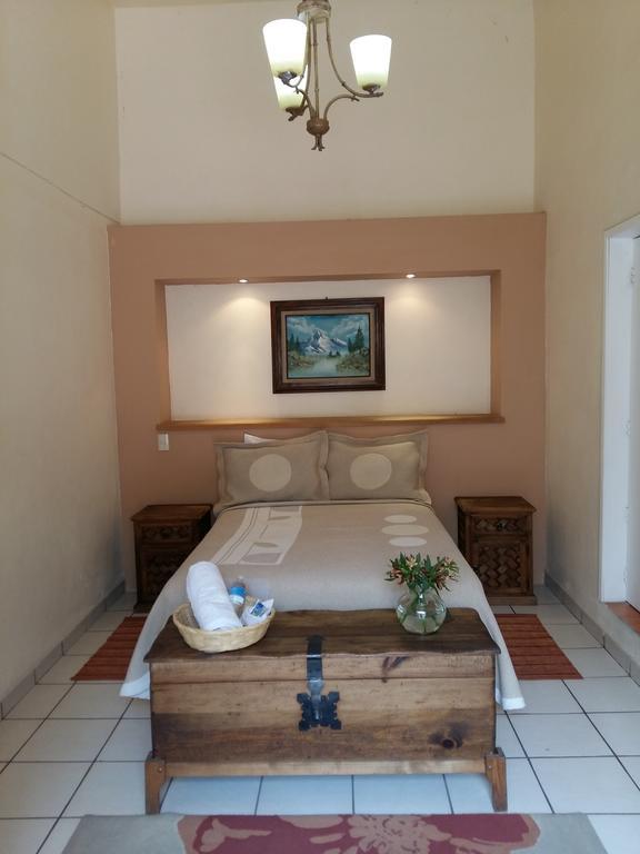 Casa Limonchelo Hotel B&B มอเรเลีย ภายนอก รูปภาพ
