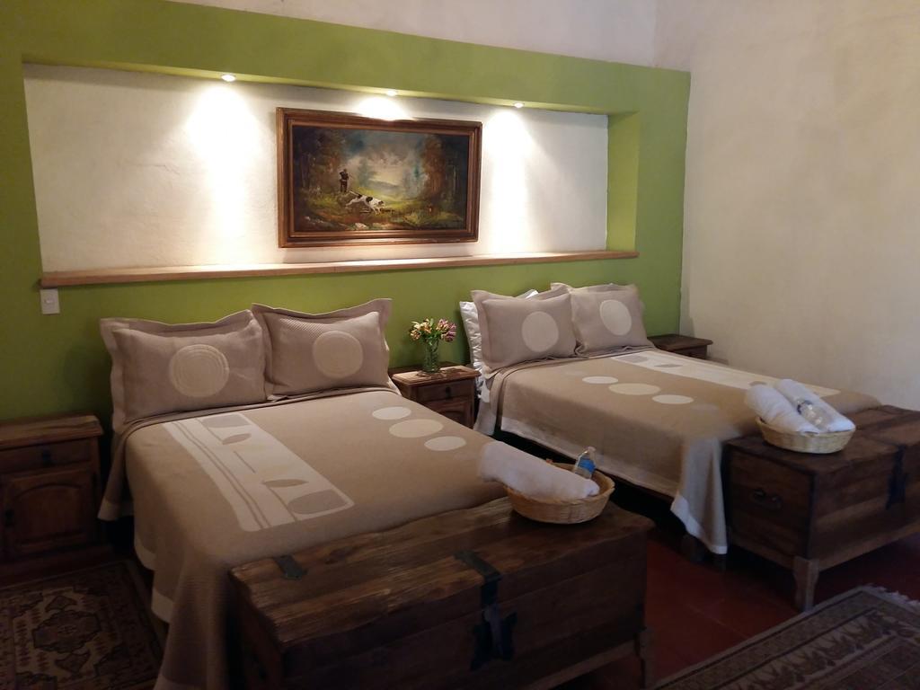 Casa Limonchelo Hotel B&B มอเรเลีย ภายนอก รูปภาพ