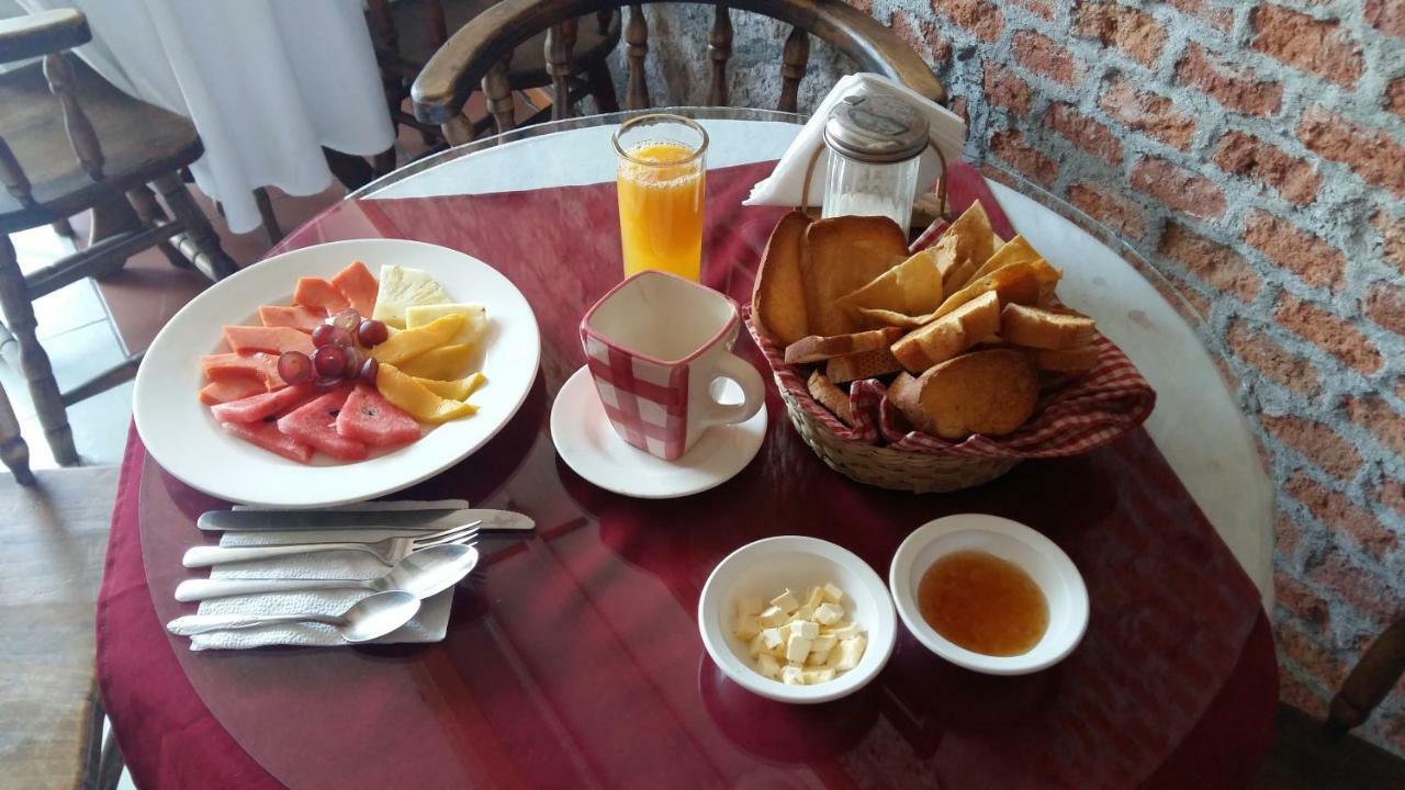 Casa Limonchelo Hotel B&B มอเรเลีย ภายนอก รูปภาพ